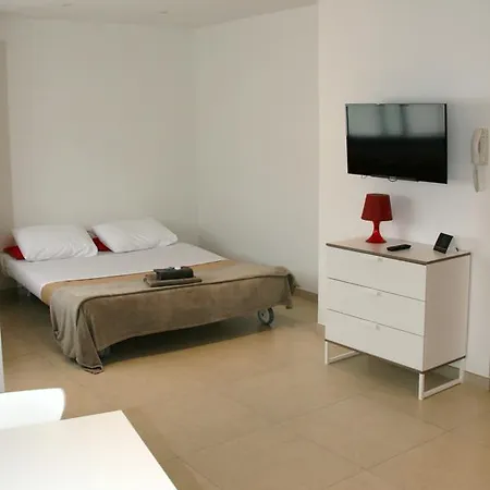 Apartment Appart Azur Saint-Laurent-du-Var