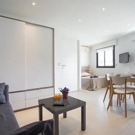 Appart Azur Apartment Saint-Laurent-du-Var
