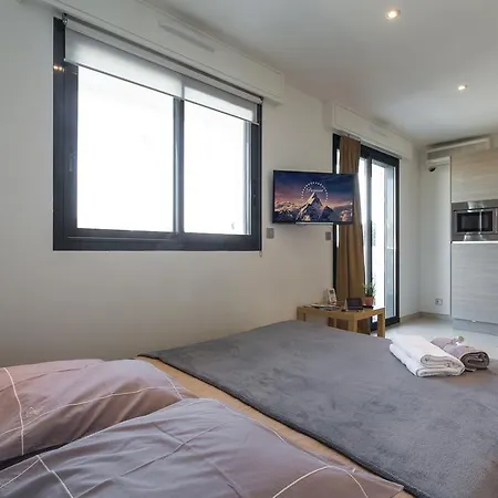 Apartment Appart Azur Saint-Laurent-du-Var